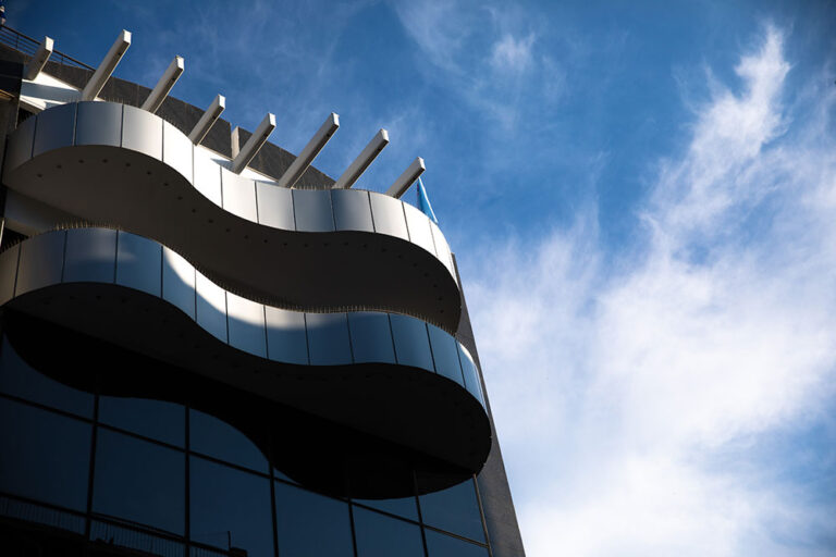 ΟΙ ΕΓΚΑΤΑΣΤΑΣΕΙΣ ΜΑΣ